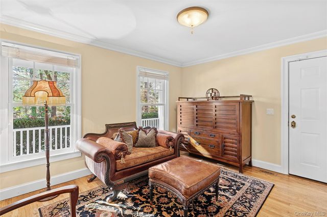 8 East Ridge Court, Westhampton, NY 11977