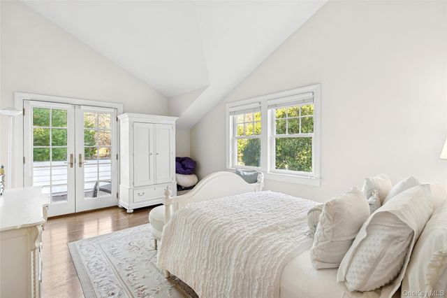 8 East Ridge Court, Westhampton, NY 11977