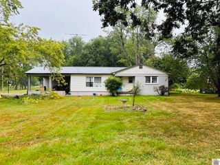 110 Ash Dr, Mayfield, KY 42066