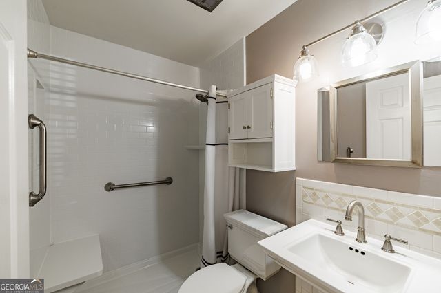 325 Jefferson River Road, Athens, GA 30607