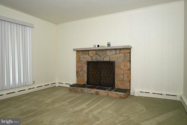 100 W 47TH ST, Reading, PA 19606