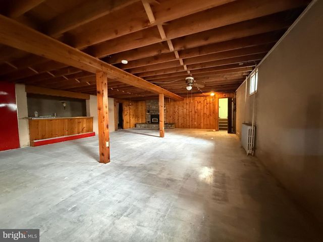 100 W 47TH ST, Reading, PA 19606
