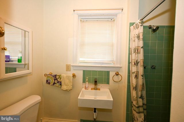 100 W 47TH ST, Reading, PA 19606