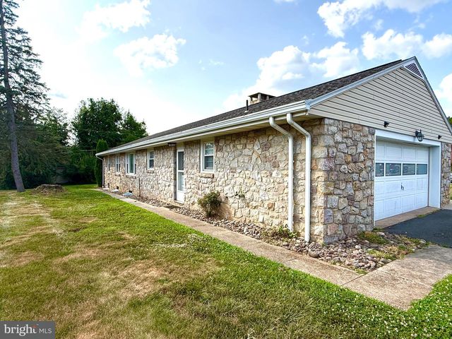 100 W 47TH ST, Reading, PA 19606