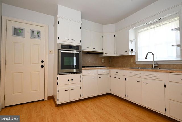 100 W 47TH ST, Reading, PA 19606