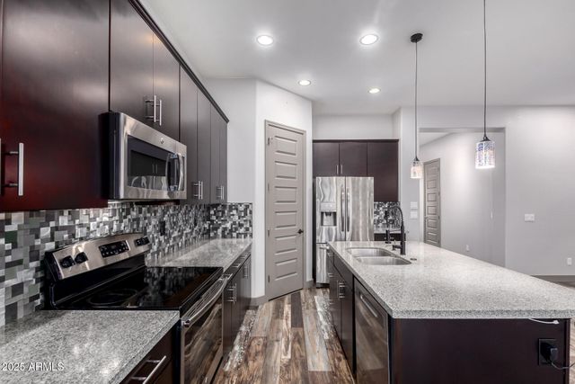 2891 E CITRUS Way, Chandler, AZ 85286