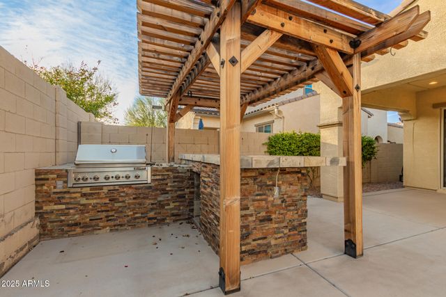 2891 E CITRUS Way, Chandler, AZ 85286