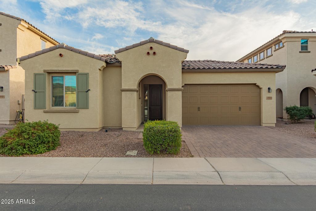 2891 E CITRUS Way, Chandler, AZ 85286