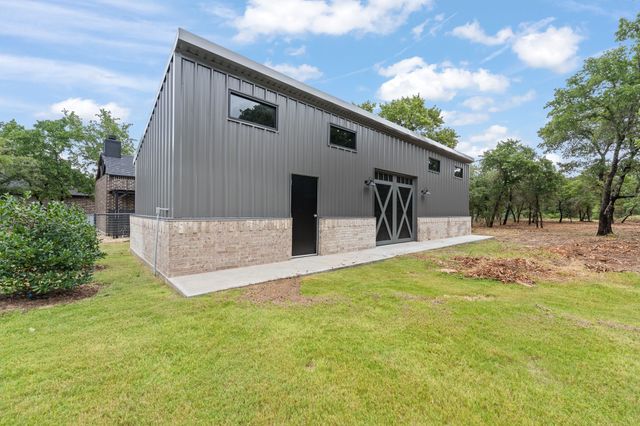 2053 Glenhollow Drive, Weatherford, TX 76088