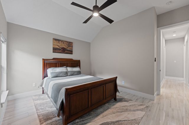2053 Glenhollow Drive, Weatherford, TX 76088