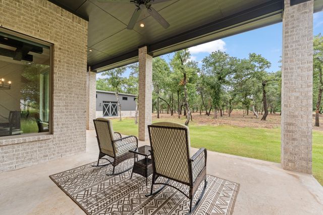 2053 Glenhollow Drive, Weatherford, TX 76088
