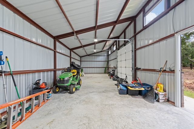 2053 Glenhollow Drive, Weatherford, TX 76088