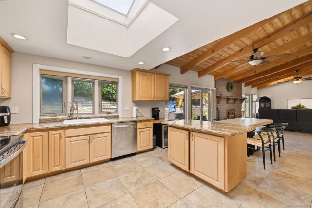 4744 Via Serra, Fallbrook, CA 92028