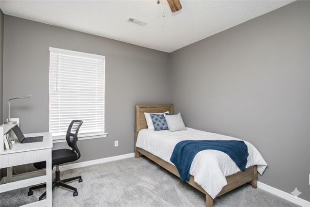 3154 W Shale Street, Fayetteville, AR 72704