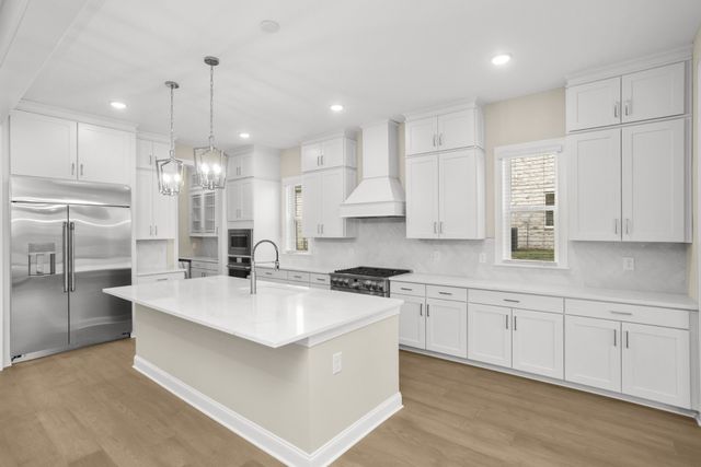 6010 PAINTED SKIES DR, Spring Hill, TN 37174