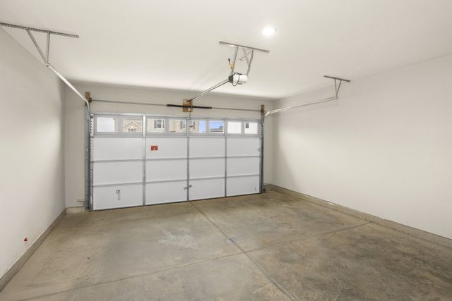 6010 PAINTED SKIES DR, Spring Hill, TN 37174