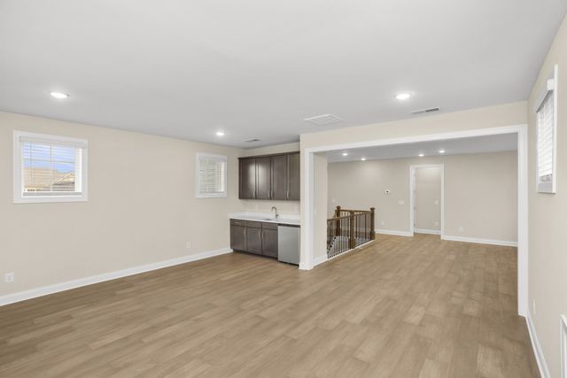 6010 PAINTED SKIES DR, Spring Hill, TN 37174