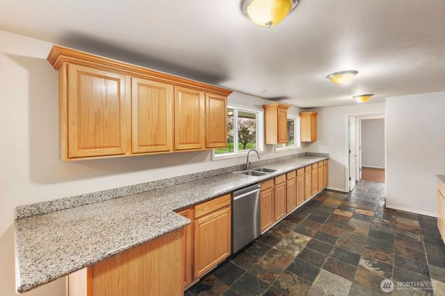 15420 SE 144th Place, Renton, WA 98059