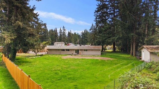 15420 SE 144th Place, Renton, WA 98059