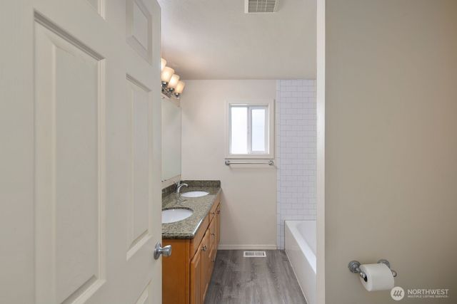 15420 SE 144th Place, Renton, WA 98059