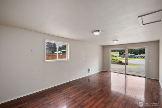 15420 SE 144th Place, Renton, WA 98059