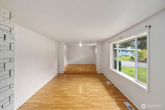 15420 SE 144th Place, Renton, WA 98059