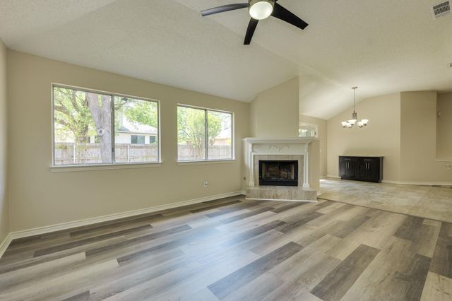 6613 Bramber LN, Austin, TX 78754