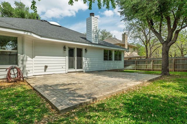 6613 Bramber LN, Austin, TX 78754