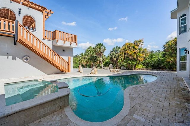 4710 TROYDALE ROAD, Tampa, FL 33615