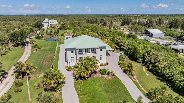 4710 TROYDALE ROAD, Tampa, FL 33615