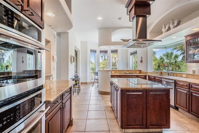 4710 TROYDALE ROAD, Tampa, FL 33615
