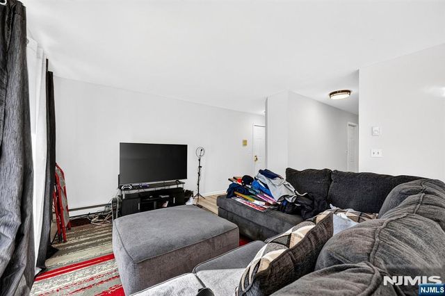 776-784 N 6th Street 6, Newark, NJ 07107