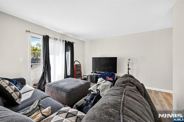 776-784 N 6th Street 6, Newark, NJ 07107