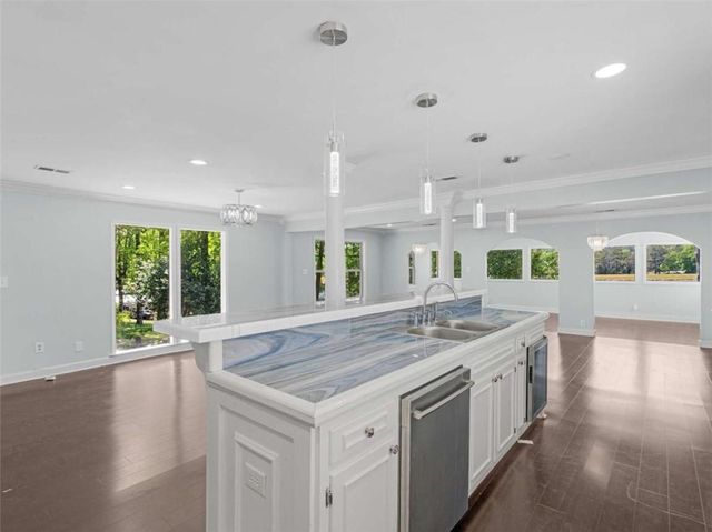 2298 East Lake Drive NE, Conyers, GA 30012