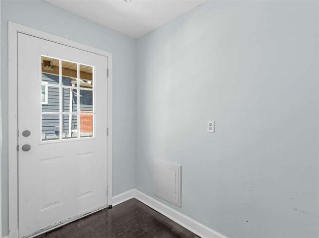 2298 East Lake Drive NE, Conyers, GA 30012