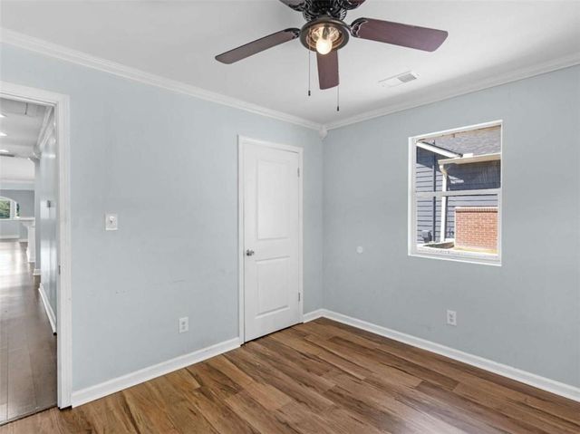 2298 East Lake Drive NE, Conyers, GA 30012