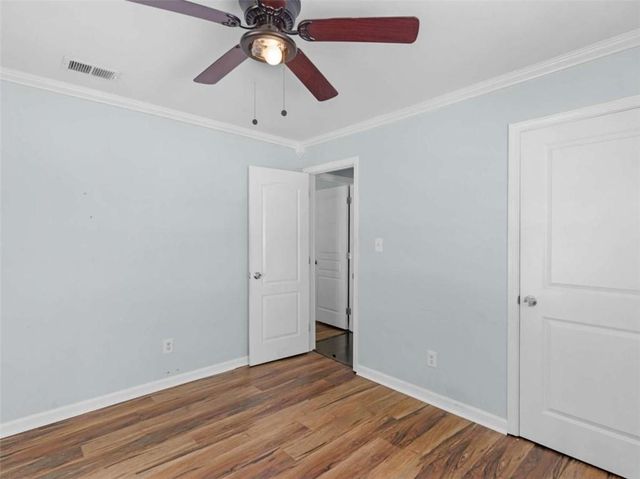 2298 East Lake Drive NE, Conyers, GA 30012