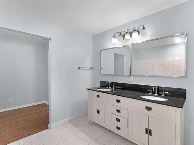 2298 East Lake Drive NE, Conyers, GA 30012