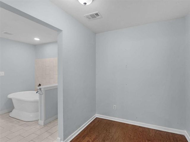 2298 East Lake Drive NE, Conyers, GA 30012