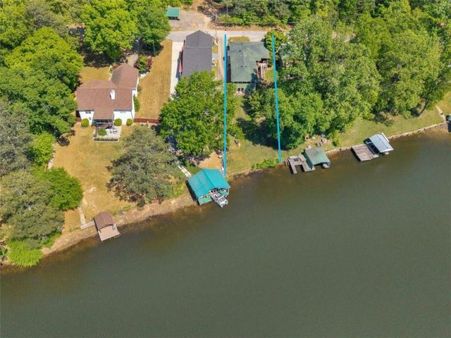 2298 East Lake Drive NE, Conyers, GA 30012