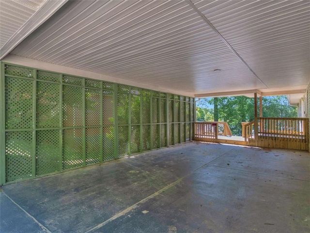 2298 East Lake Drive NE, Conyers, GA 30012