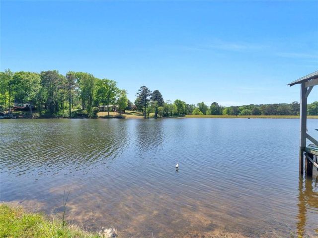 2298 East Lake Drive NE, Conyers, GA 30012