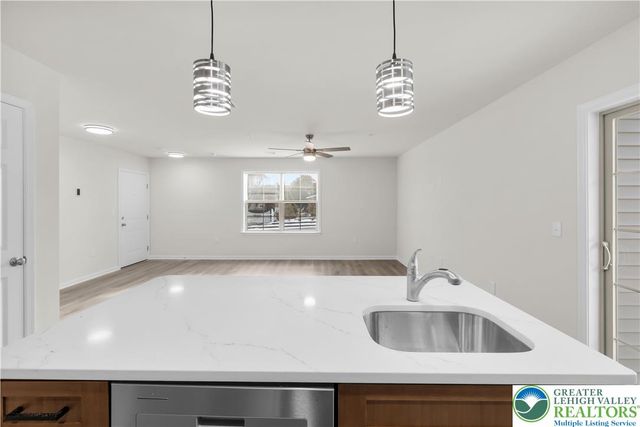 1513 Maple Street 101, Bethlehem City, PA 18017