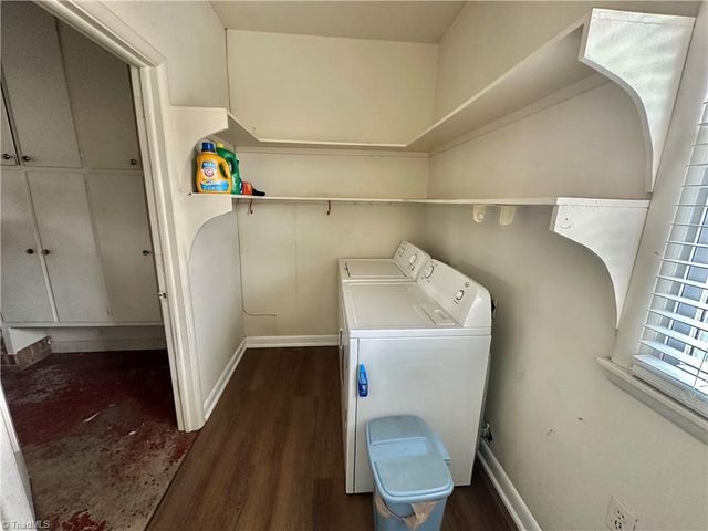 5585 Kane Drive, Pfafftown, NC 27040