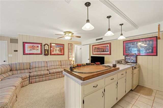 5585 Kane Drive, Pfafftown, NC 27040