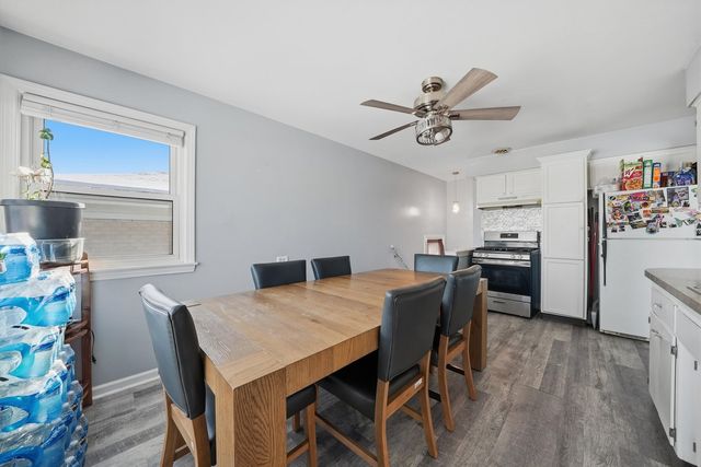 1822 N 18th Avenue, Melrose Park, IL 60160