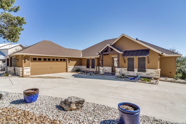 1425 Robusto, New Braunfels, TX 78132