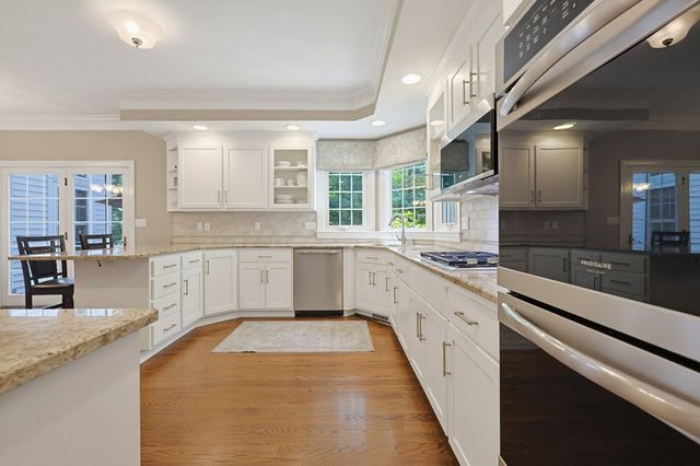 23 High Ridge Circle, Franklin, MA 02038