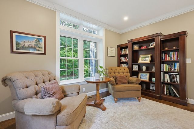 23 High Ridge Circle, Franklin, MA 02038