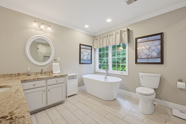 23 High Ridge Circle, Franklin, MA 02038